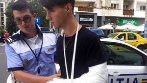 Fiul de 16 ani al judecătorilor din Craiova care și-a ucis iubita în accident va putea merge la școală