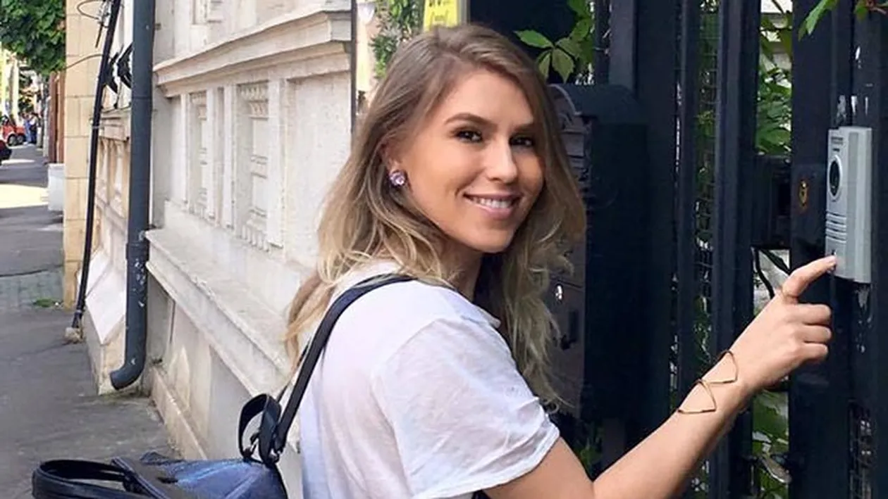 CORINA BUD, în ipostaze tandre cu doi bărbaţi! Îţi dau report, ce e cu poza aia?