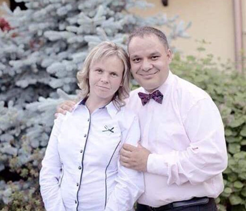 Abandonat în gară la 8 ani, Marius îşi spune povestea incredibilă la “Totul pentru dragoste”: “Am îndurat multe, dar mereu Dumnezeu a fost cu mine”
