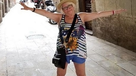 Mirabela Dauer, apariţie de senzaţie pe plajă! Artista a atras toate privirile când şi-a făcut apariţia aşa la 70 de ani