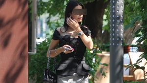 Ex-iubita lui Adi Mutu, Alin Petrache, Marian Ionescu e responsabilă cu supravegherea la ASF. Ea este ”Prinţesa RCA-urilor” cu salariu de 20.000 ron/lună! Celebra iubită a unor milionari şi demnitari trăieşte într-un lux orbitor: genţi Chanel, Hermes, Mercedes 2015 şi super-apartamente în Bucureşti