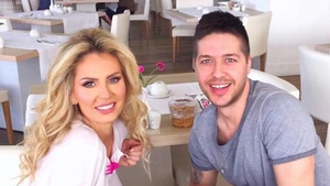 Vai, ce burtică MARE de gravidă are ANDREEA BANICĂ. Iată ce a ţinut artista până acum ASCUNS!