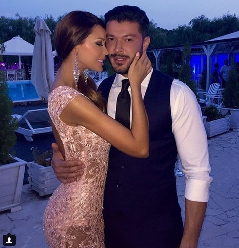 Bianca Și Victor Slav pe vremea când formau o familie fericită
