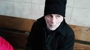 Bătrânul din imagine este Popa Zaharia din Suceava. E halucinant cum l-a fotografiat un padurar