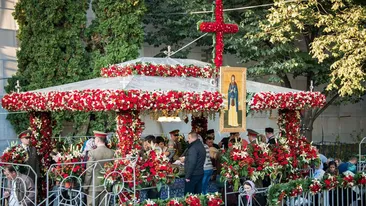 Tradiții și superstiții de Sfânta Parascheva 2025. Puterea Acatistului pus pe 14 octombrie