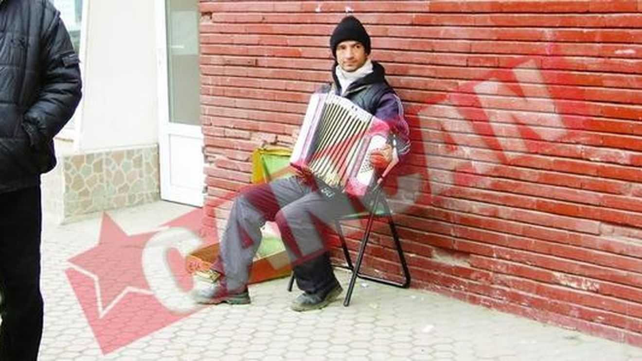 Cersetor cu ?licenta"