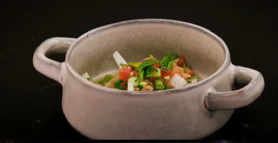 Ceviche, preparatul realizat de Sânziana Negru și Laura Giurcanu/ Sursa foto: Captură video