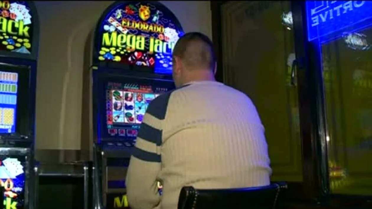 Nervos ca a pierdut la jocurile de noroc, un bărbat din Capitală a snopit în bătaie o femeie de pe stradă