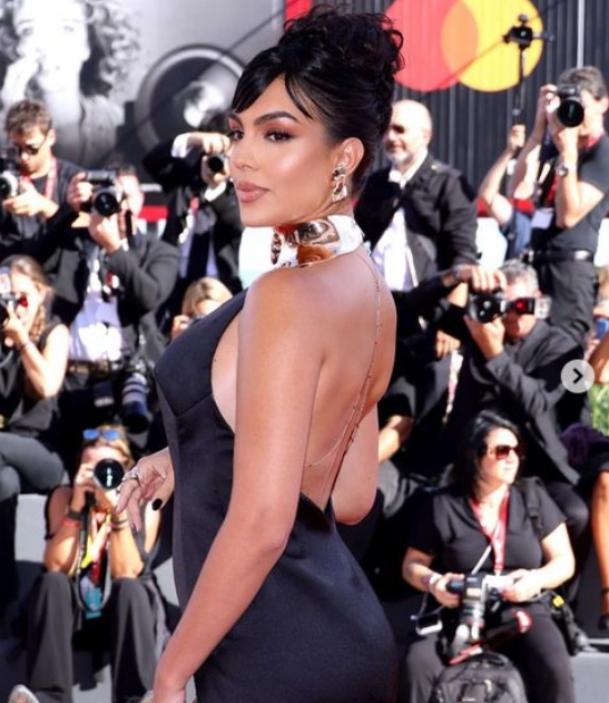 Georgina Rodriguez, iubita lui Cristiano Ronaldo, apariție incendiară pe Instagram, la scurt timp după a fost pus sub acuzare de Federație Engleză de Fotbal | GALERIE FOTO