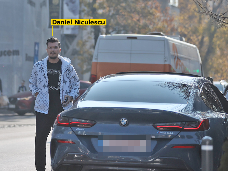 Soțul Andreei Tonciu a cam acaparat noua achiziție a familiei / (Sursa: CANCAN.RO)