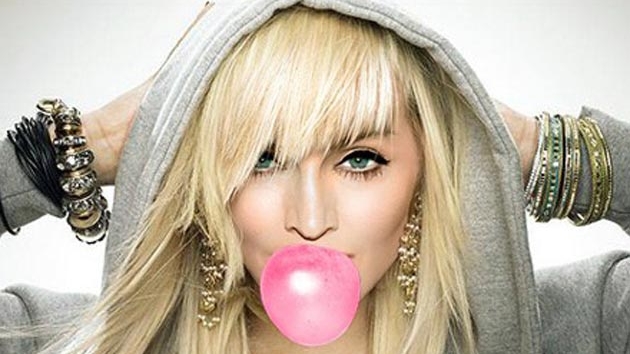 Madonna a luat-o razna? Diva sterilizeaza cabina dupa fiecare concert! Afla de ce!