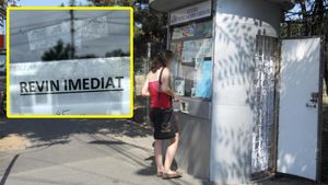 Ce afiș a lipit o vânzătoare de bilete STB, pe geamul ghișeului: "Revin imediat!" Continuarea e ilară