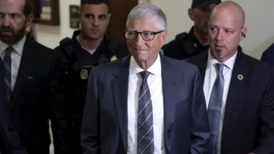Bill Gates regretă relaţia cu Jeffrey Epstein și spune că ar fi fost șantajat de el. „Nu a avut succes”