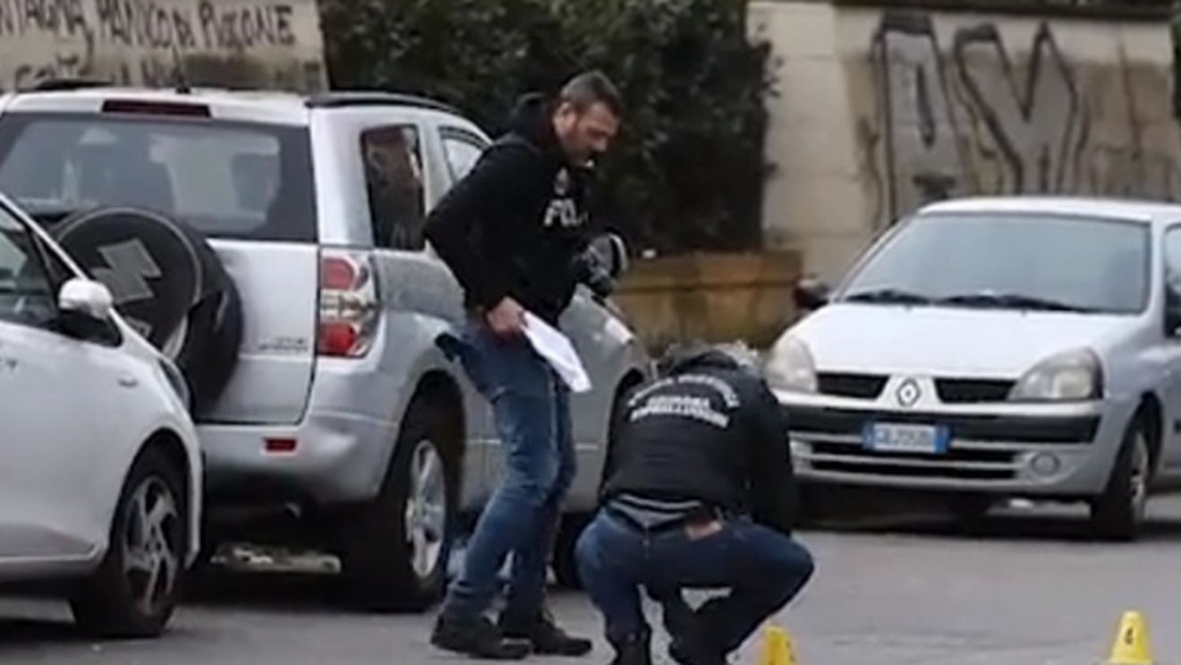 Crimă dublă în Italia! O româncă a fost împușcată alături de iubitul ei