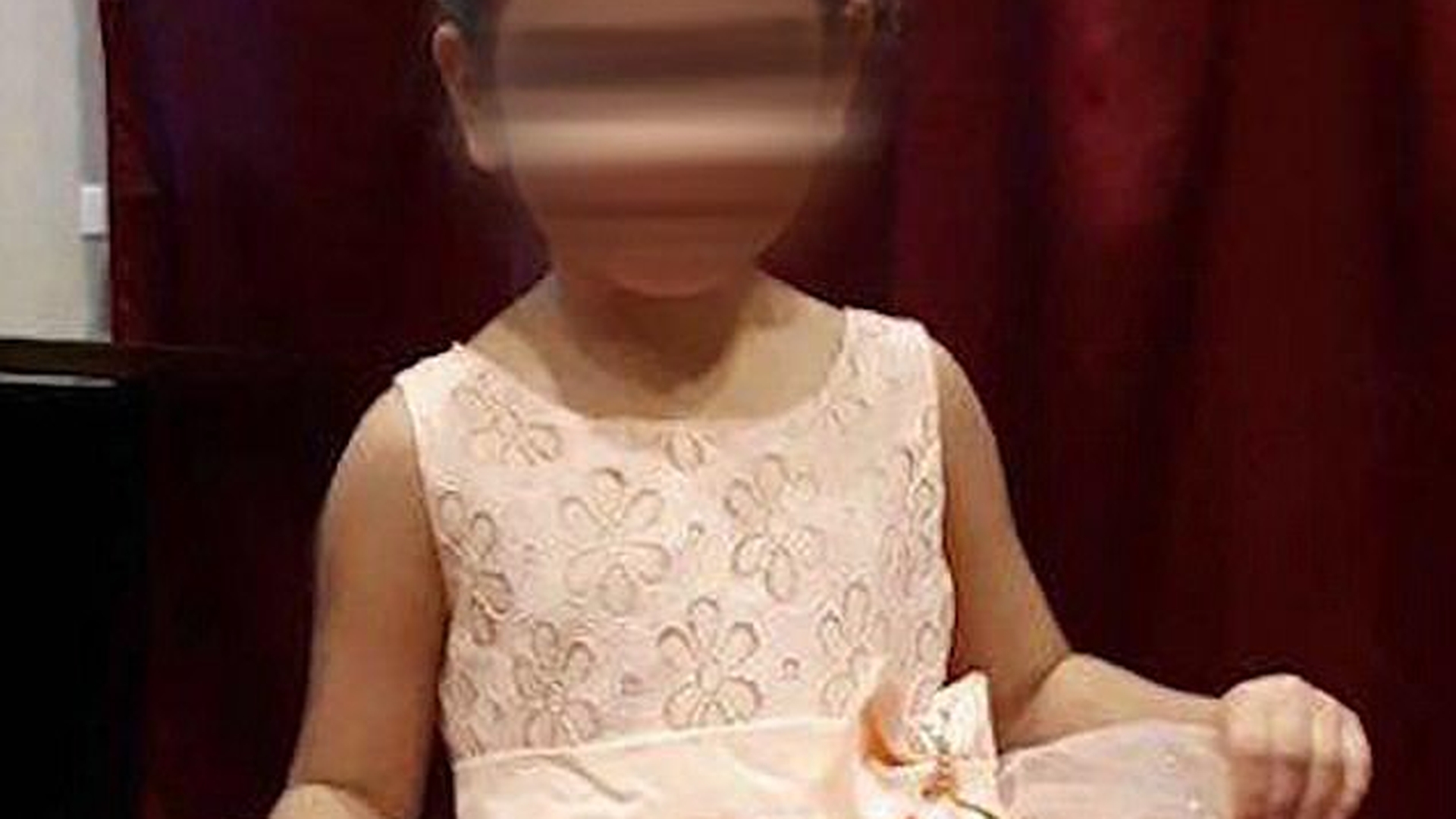 Caz revoltător! O fetiță de 3 anișori a murit înghețată, după ce educatoarele au uitat-o afară, în frig: „Și-au amintit de ea abia după două ore!”