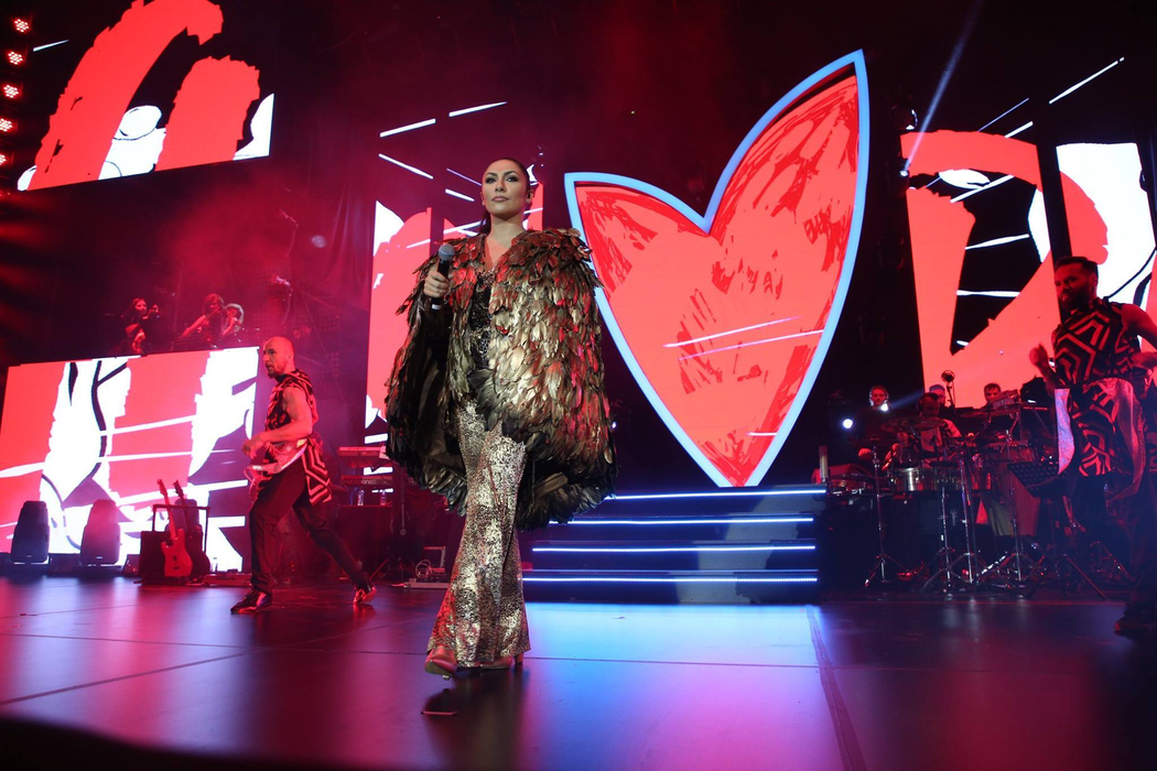 Andra a susţinut un show de excepţie la Sala Palatului