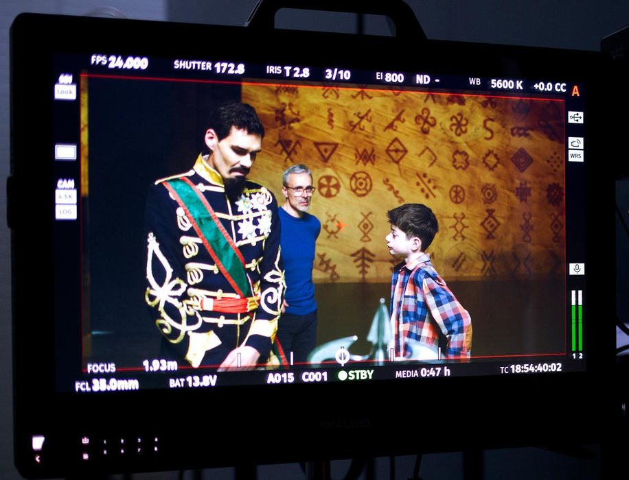 Filmul "Noaptea lui Vlad", în care joacă Filip Munteanu și George Burcea, este propus către lansare în luna iunie a acestui an (Foto: Instagram)