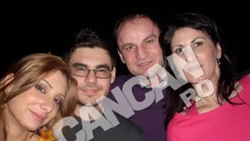 Bucurie in familie! Toni Dobos a pregatit hainutele pentru primul nepotel!