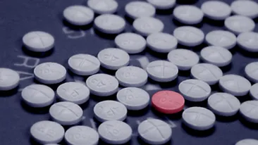 O farmacie din Cluj vindea medicamente expirate de mai mult de jumatate de an!