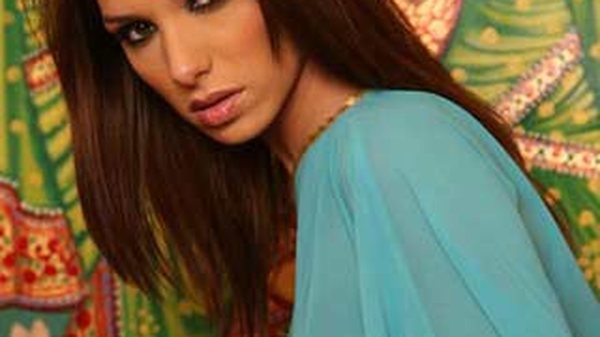 Sorana ex-Asia, despre DJ Harra "Nu stiu care e proasta dintre noi!"