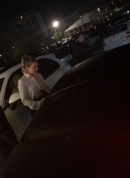 Simona Halep se urcă în mașină după distracția de la Fratelli