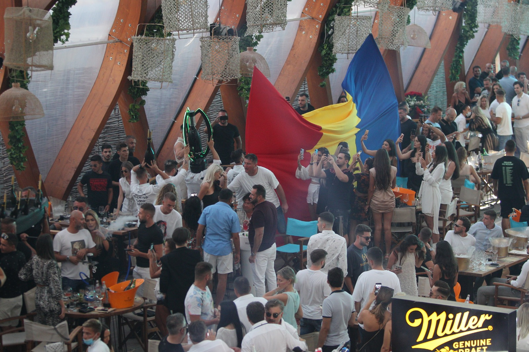 Alexandru Vanghelie, petrecere fabuloasă la Nuba Beach Club © CANCAN.RO