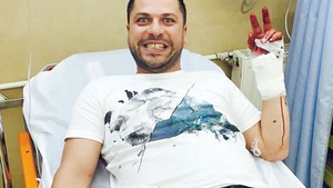 Augustin Viziru suferă şi azi după ce şi-a tăiat mâna la „Fermă“. Nu-şi simte degetele, iar medicii l-au avertizat că…