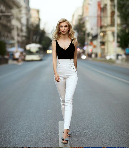 Andreea Bălan, uluită după mesajul primit: ”Dacă și ei îi trebuie fund…” Cine a sărit în ajutorul vedetei