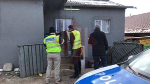 Tragedie în județul Iași! Un bărbat și-a lovit soția cu un topor, iar apoi s-a spânzurat. Agresorul avea antecedente