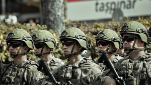 Țara europeană care reintroduce armata obligatorie. Cât timp va dura stagiul