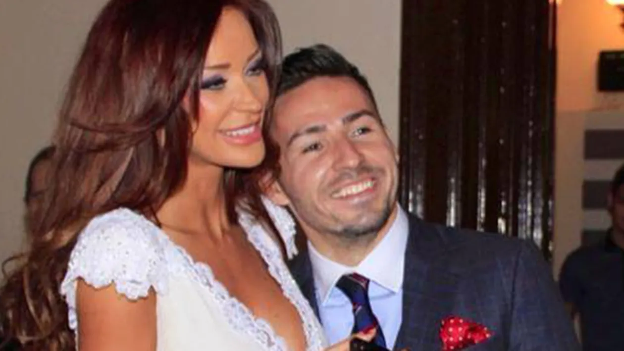 VIDEO! MANEAUA lui Adrian Cristea si a Biancai Dragusanu. O sa lesini de ras cand o sa asculti versurile