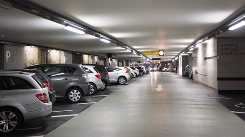Loc de parcare la 128.000 de euro în București. Ce sector a anunțat acest tarif colosal și de ce