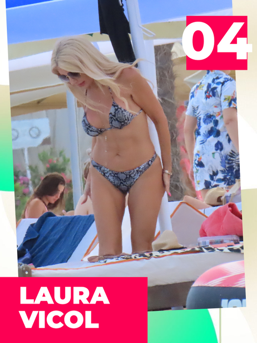 Ramona Bădescu, Tania Budi și Loredana Groza s-au arătat în toată splendoarea! TOP 20 ”sirene” la mare, trecute de 45 de ani