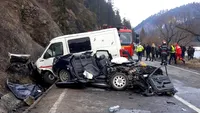 Accident cumplit în Mureș! Sunt șase victime printre care și copii, după ce două autoturisme s-au ciocnit violent