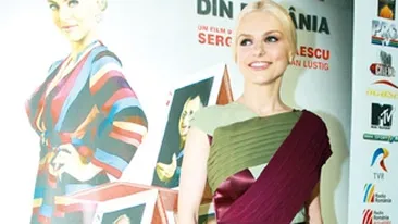 Stilista Ciao!, Dana Budeanu, da verdictul: Laura Cosoi, Jojo si Nicoleta Luciu, impreuna la rubrica Prost imbracate! Vezi ce gafe au facut!