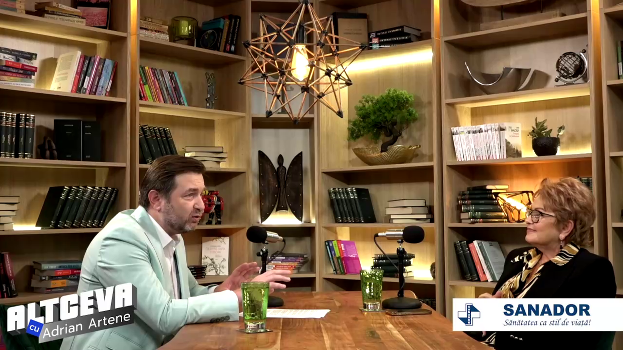 Podcastul integral, în care este invitată soprana Bianca Ionescu, este disponibil pe canalul de YouTube "Altceva cu Adrian Artene" (Foto: captură video)