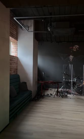 Cum arată studioul în care Cătălin Măruță filmează podcastul Acasă. Pescobar: „1,5 milioane de euroi”