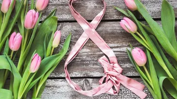 Top 20 mesaje de 8 martie. Selectie de SMS-uri, mesaje Facebook si WhatsApp pentru mama, iubita sau sotie de 8 Martie 2018