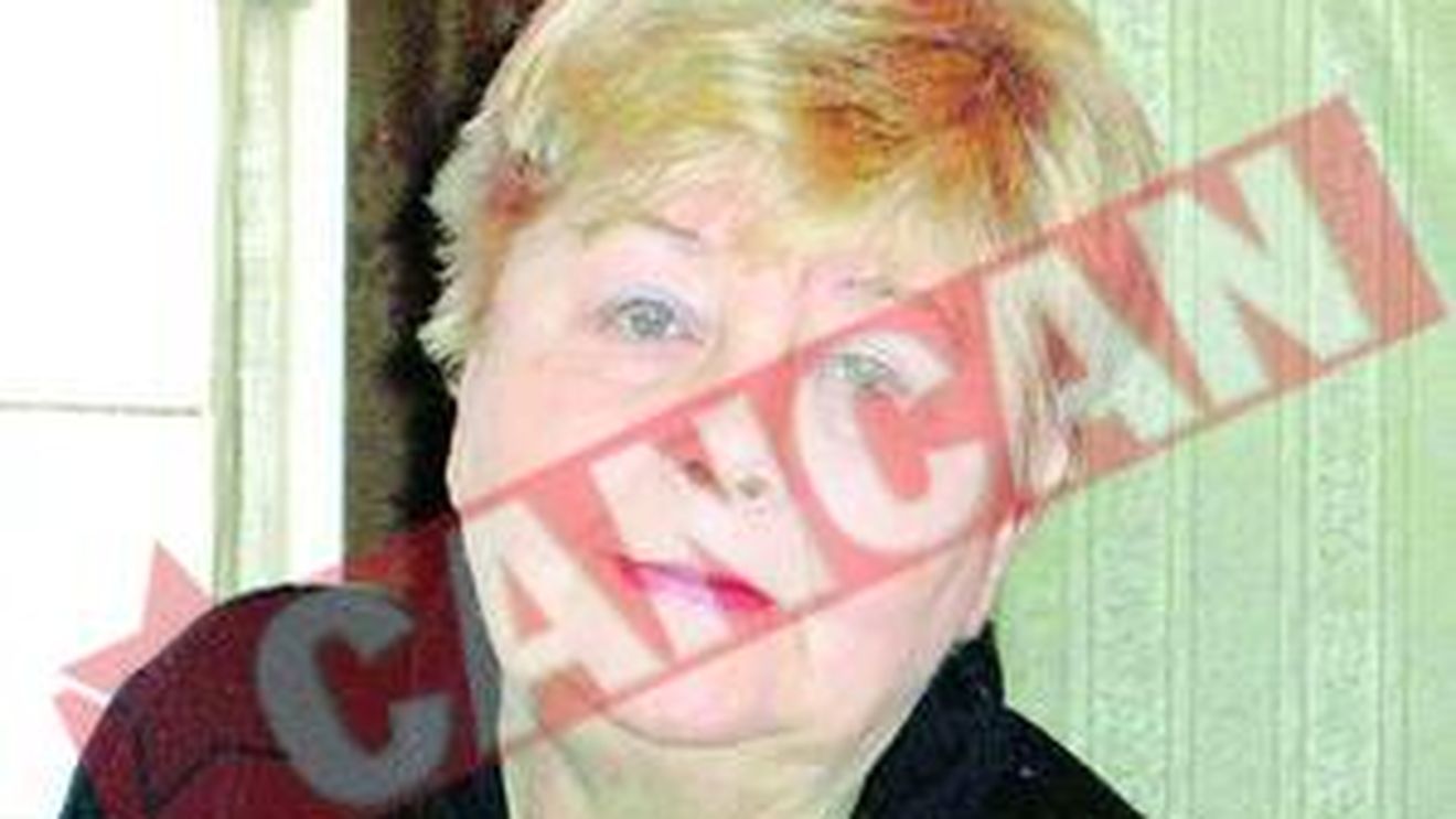 O actrita s-a aruncat de la etaj de dorul sotului