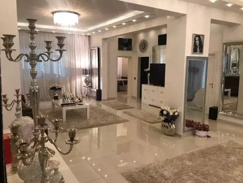 Cum arată casa de lux pe care Oana Zăvoranu a pierdut-o. Avea televizor și în baie