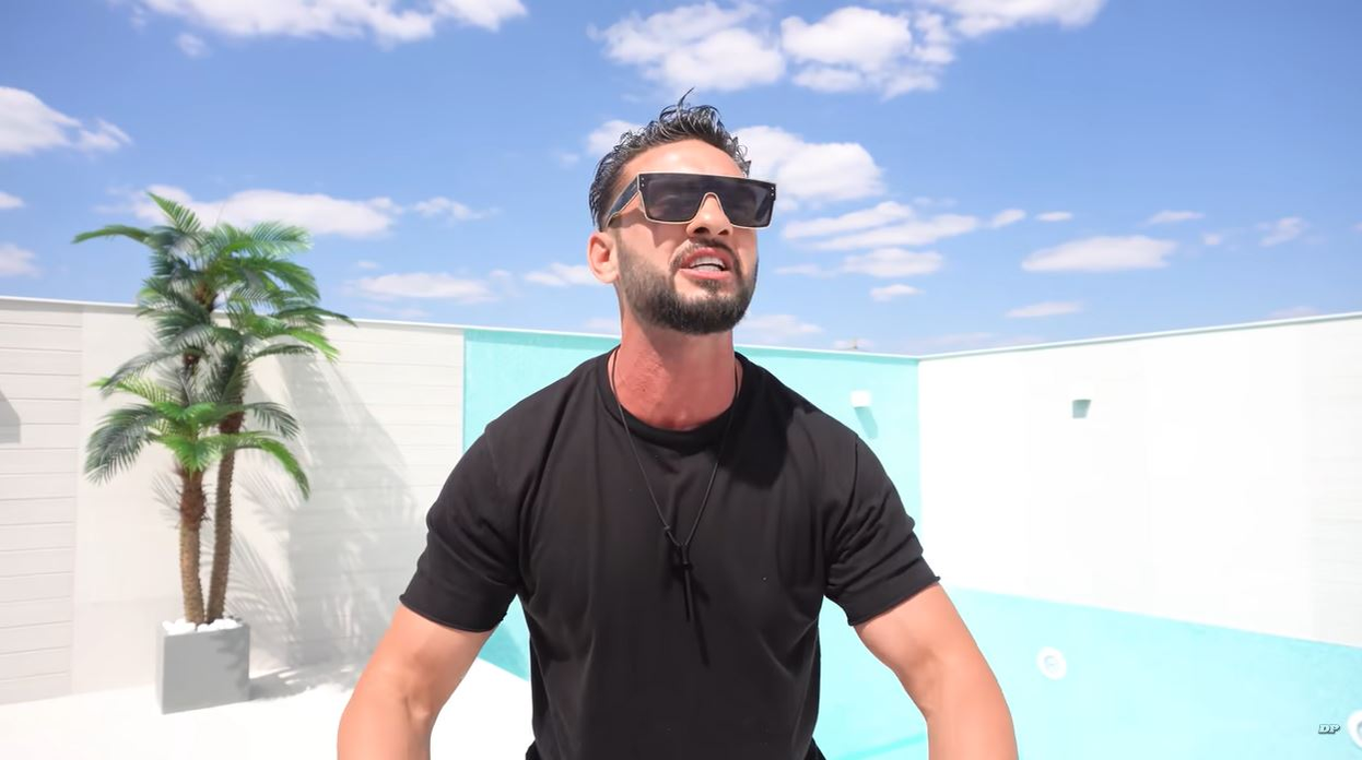 Cum arată piscina din casa de 300.000 de euro a lui Dorian Popa. A lăudat-o atât de tare, încât lumea a început să-l ia la mișto pe TikTok