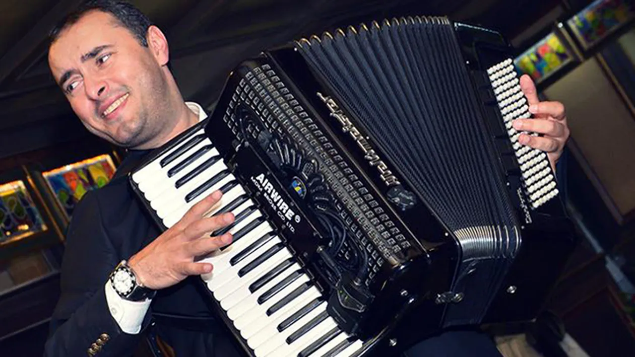 Soc in platoul emisiunii “La Maruta”! Au chemat salvarea dupa ce lui Marian Mexicanu i s-a facut rau