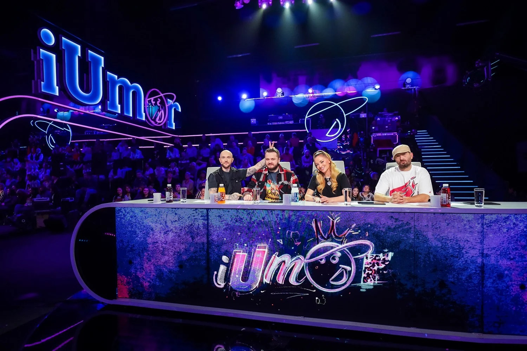 Antena 1 și iUmor, o emisiune care-și trage obloanele și unde s-au perindat numeroase vedete printre jurați