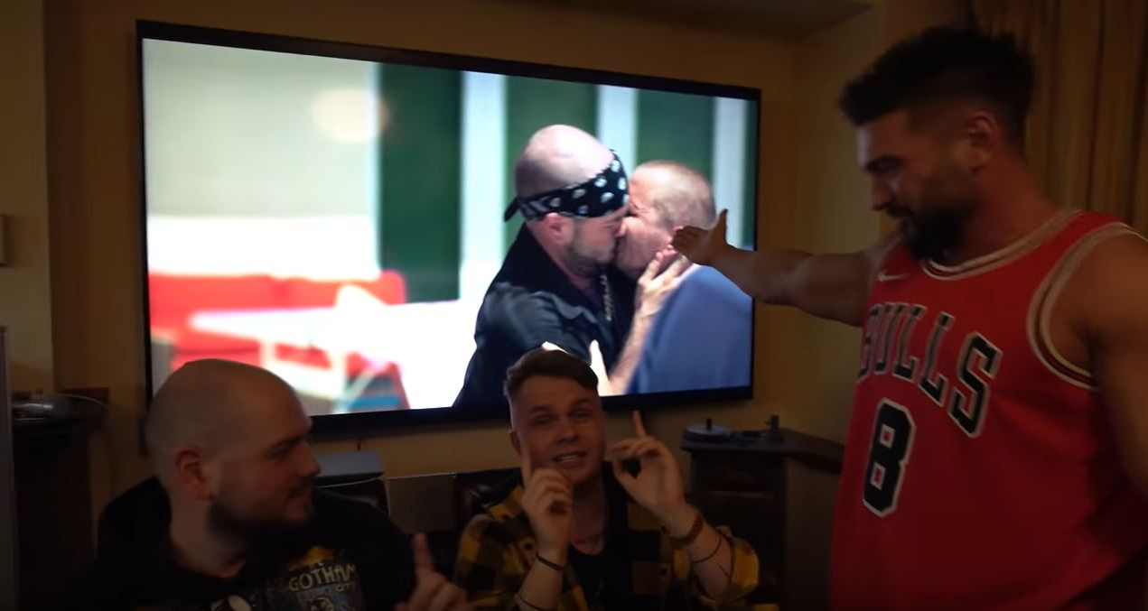 Codin Maticiuc și BRomania s-au sărutat pasional în filmul Miami Bici! Mărturisiri picante de pe platourile de filmare: “Au fost vreo 5 duble”