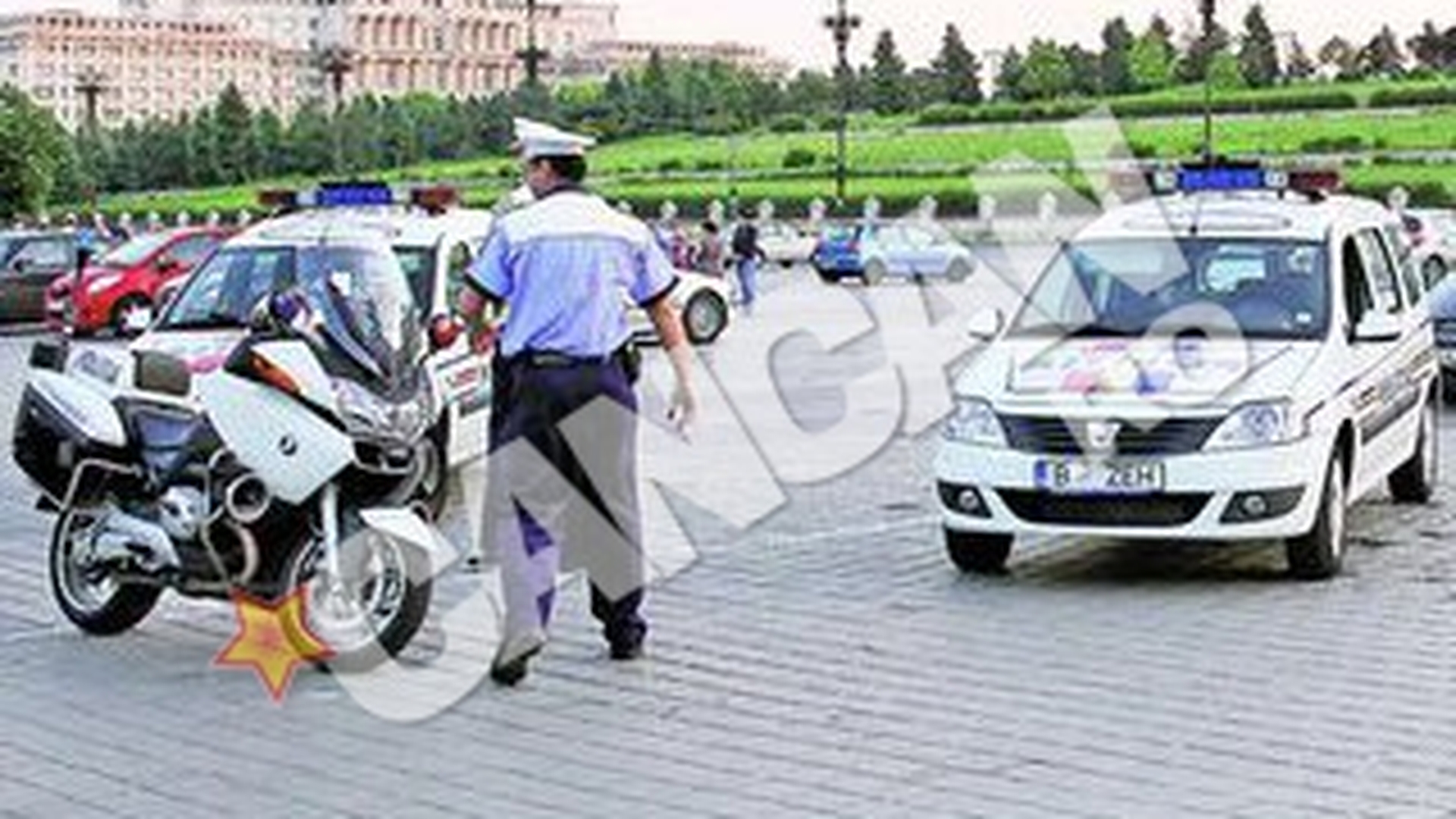 Politistul tarat pe capota masinii, pradat la IML! Hotii i-au furat radarul din masina!