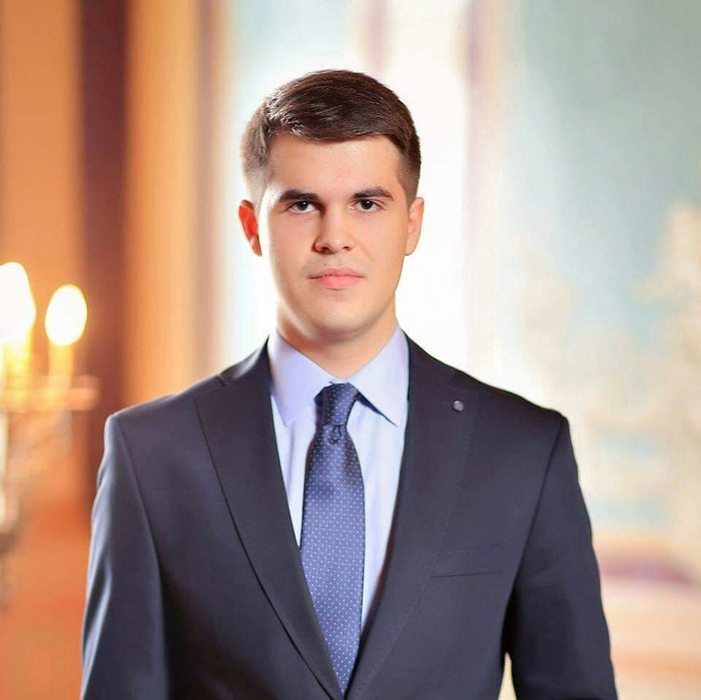 Claudiu Săvulescu nu a uitat de hibele învăşământului din România