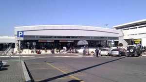 Aeroportul Ciampino a fost închis după ce au fost găsite trei bombe! Numeroase zboruri au fost anulate