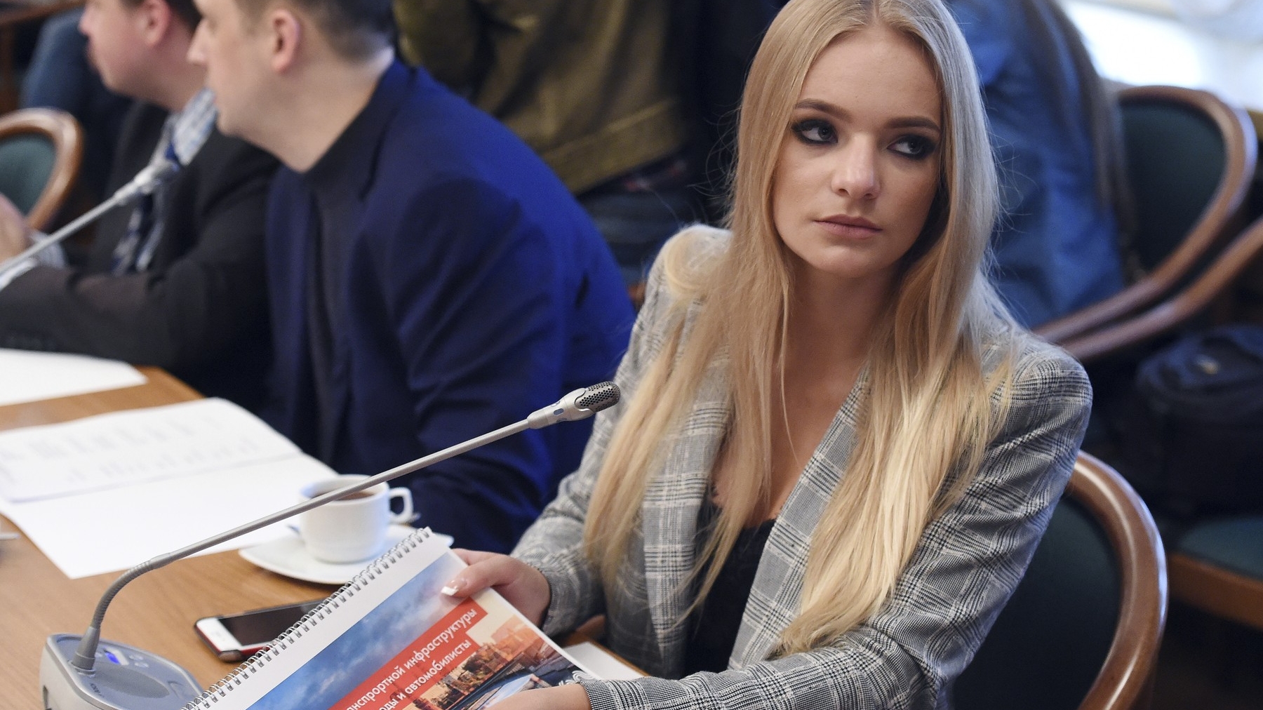Omul lui Vladimir Putin și-a căsătorit fiica în cel mai mare SECRET! Actualul ei soț a divorțat cu 2 zile înainte de nuntă