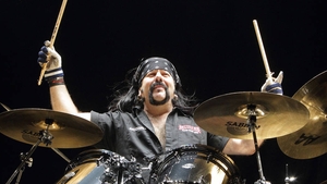 Tragedie în muzică. Vinnie Paul, fostul baterist al trupei Pantera, a murit la 54 de ani!