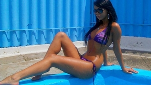 Sexy si rea! Cum a ajuns Ingrid, o ilustra necunoscuta din Resita, mai celebra pe Facebook decat Esca, Pepe sau Anna Lesko?